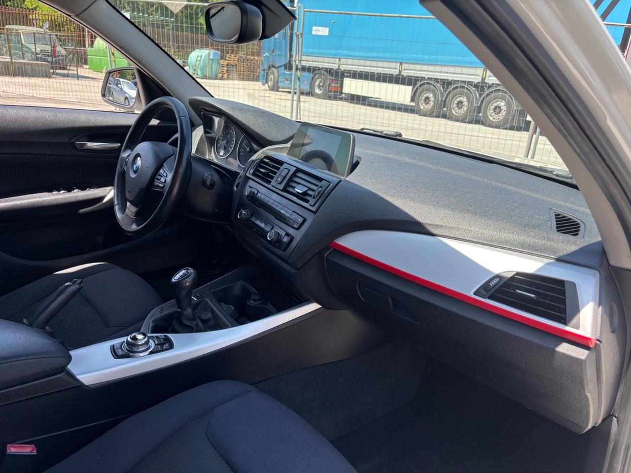 Bmw 118 118d 5p. Msport
