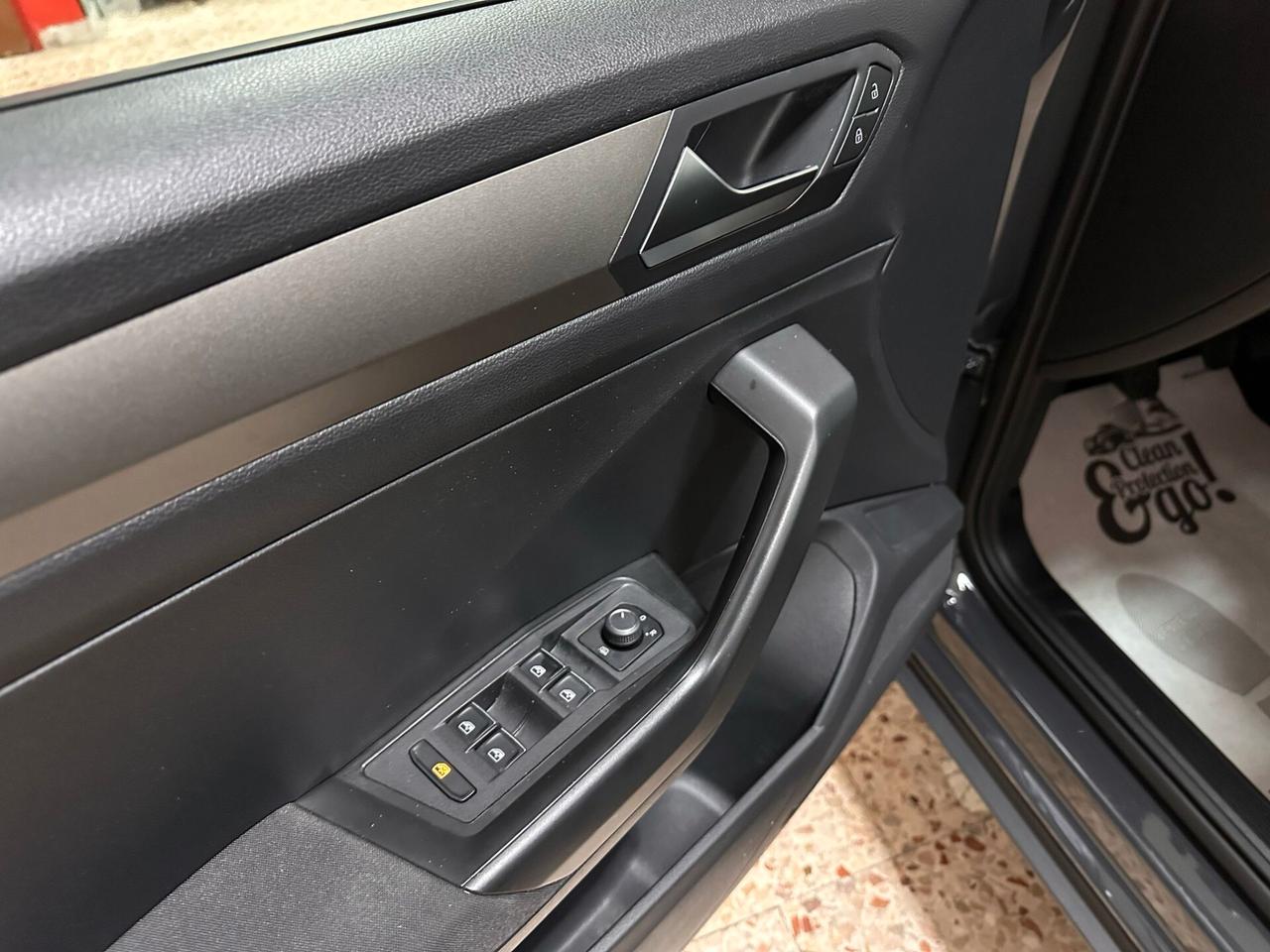 Volkswagen T-Roc 1.6 TDI Style BlueMotion Technology