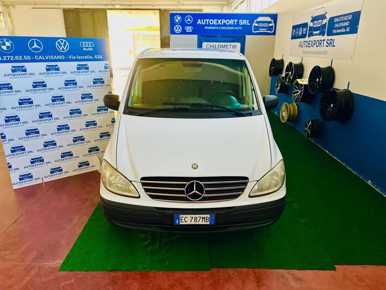 Mercedes-benz Vito Mercedes compact 2010