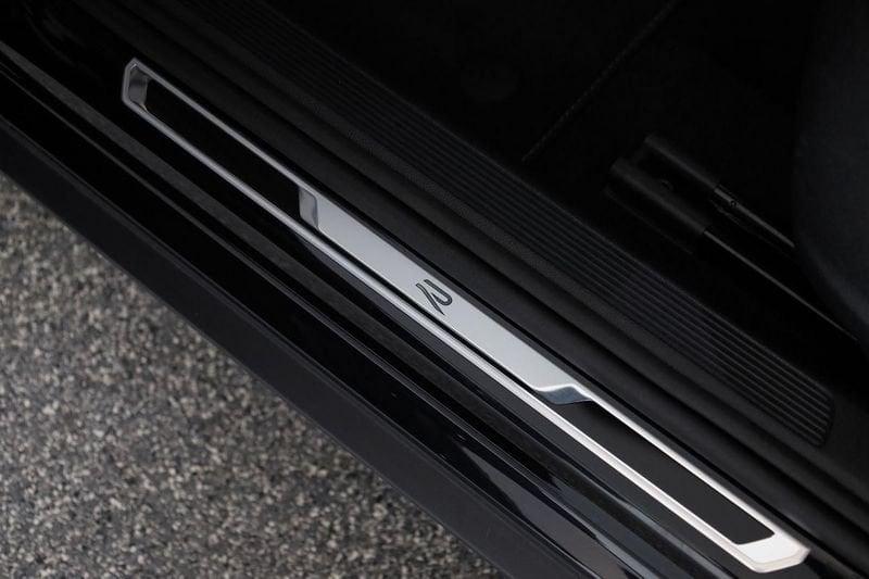 Volkswagen T-Roc 2.0 TDI SCR 150 CV DSG 4MOTION R-Line Led Tetto Camera Navi 19"