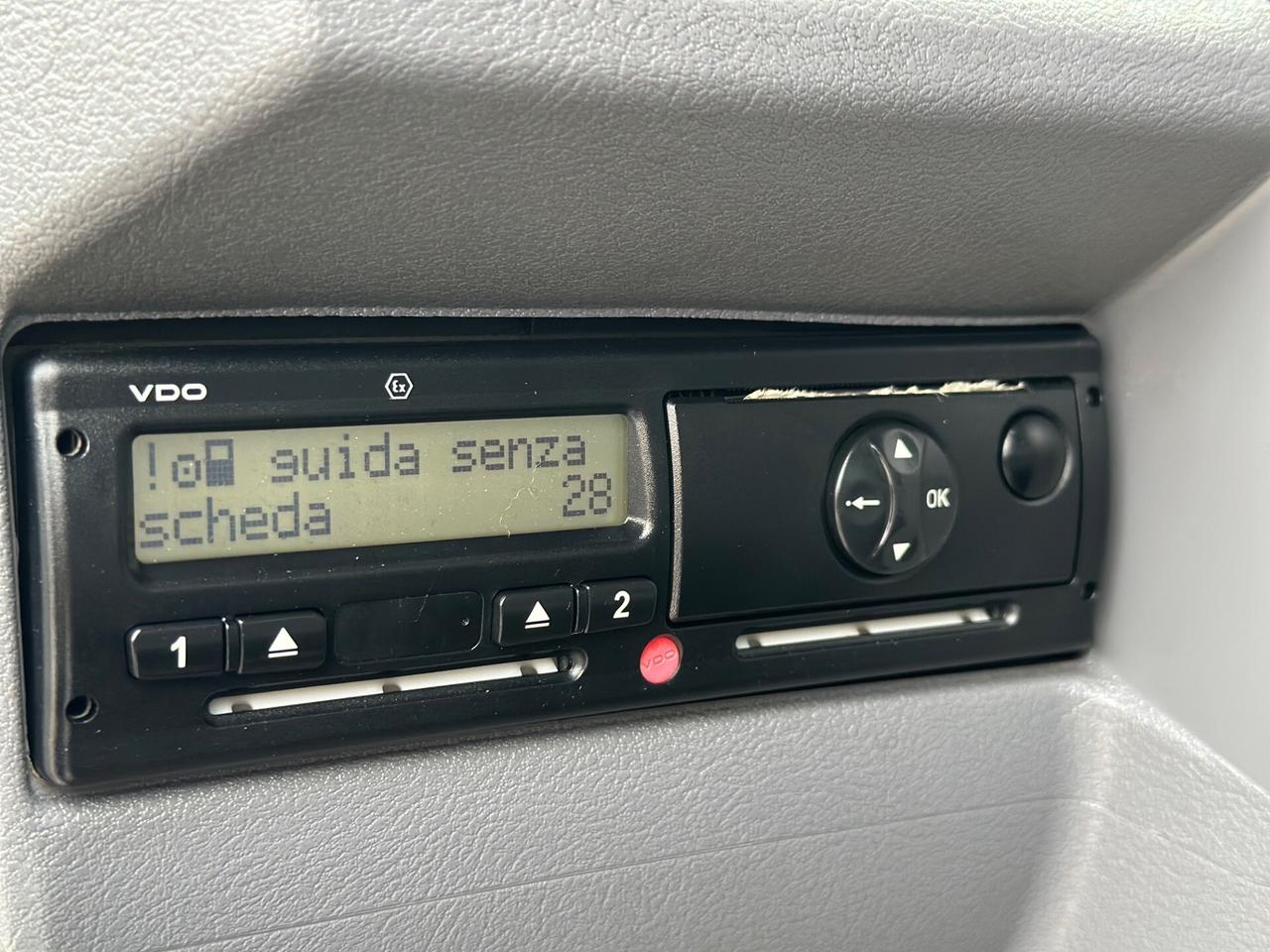 Renault Trucks 2006 ALLS. NEGOZIO pedana elettrica