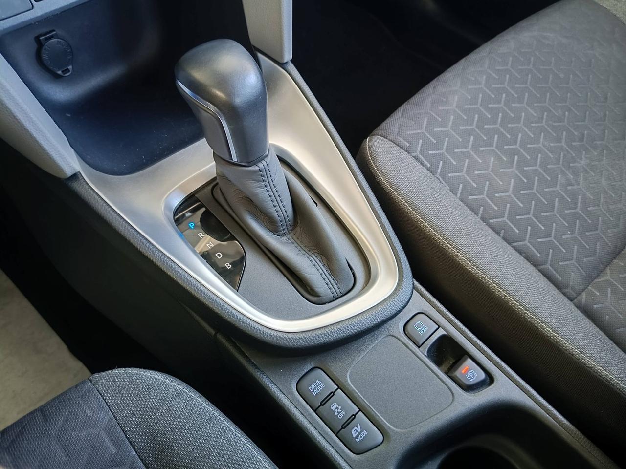 TOYOTA Yaris Cross - MY'21