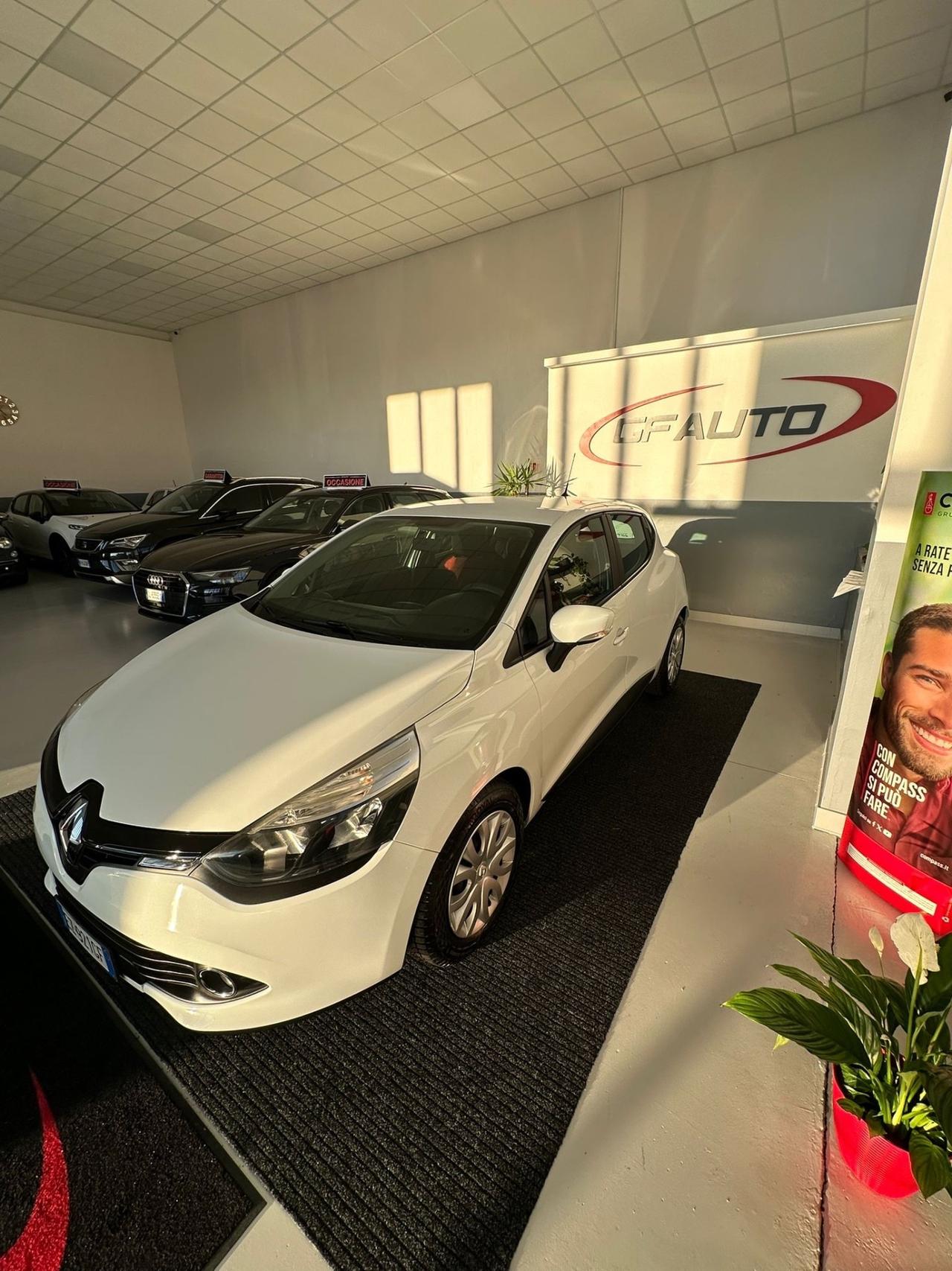 Renault Clio 1.2 75CV 5 porte Wave