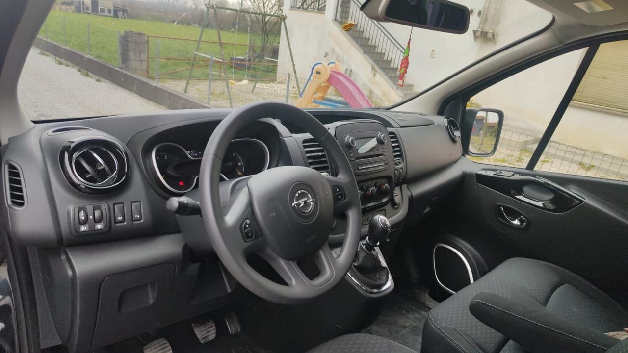 Opel VIVARO (9 POSTI 1.600 BiTurbo 125CV)