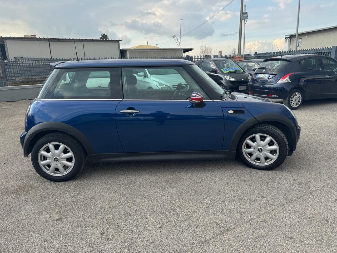 Mini Mini 1.4 tdi 75 CV One D x Neopatentati