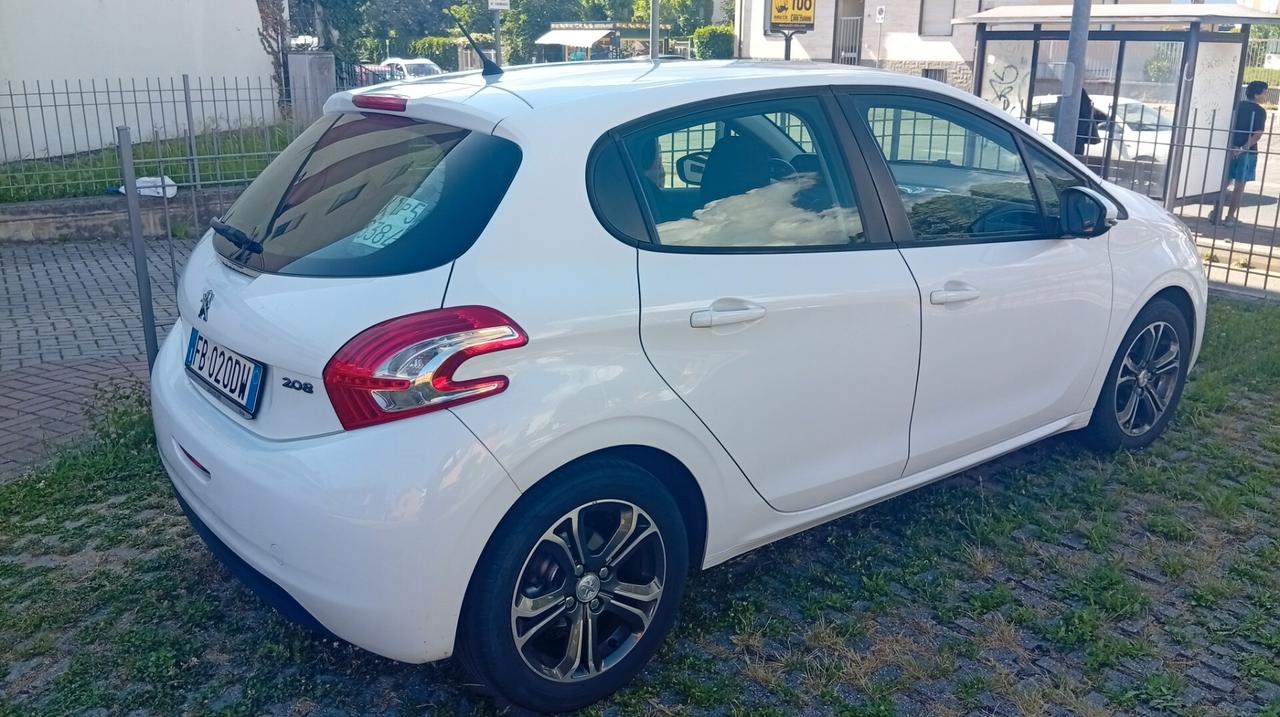 Peugeot 208 1.4 VTi 95 CV 5p. GPL Distribuzione Nuova