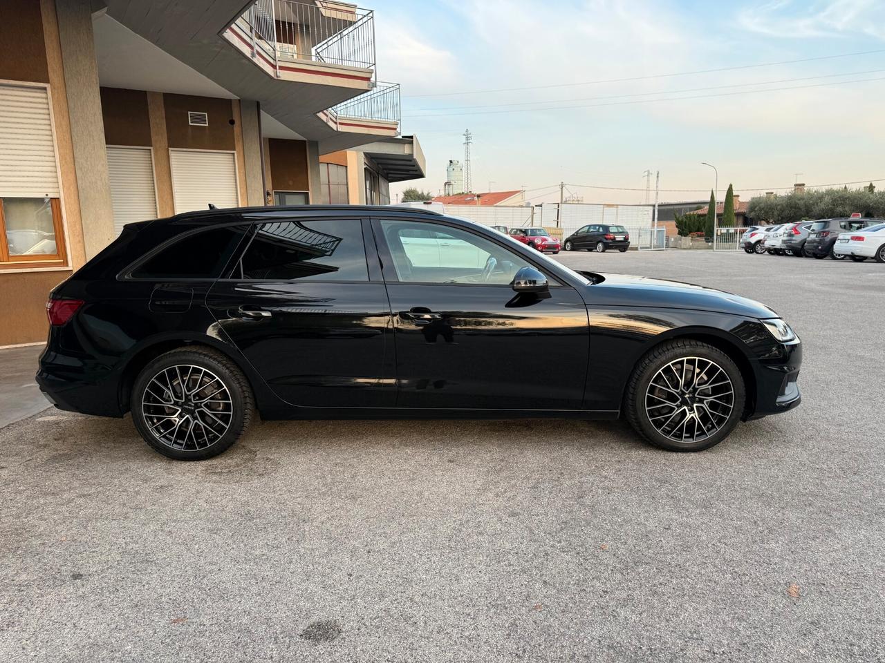 Audi A4 35 TDI/163 CV S tronic - Automatica