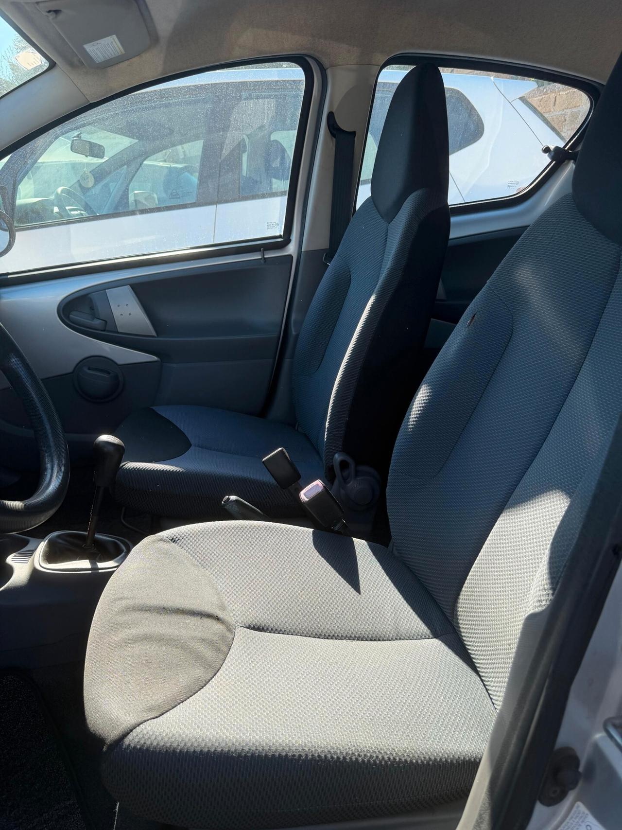 Toyota Aygo 1.4 turbodiesel 5 porte Sol