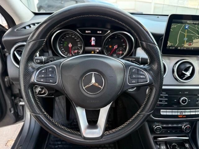 Mercedes-benz GLA 200 d Automatic Premium 2017