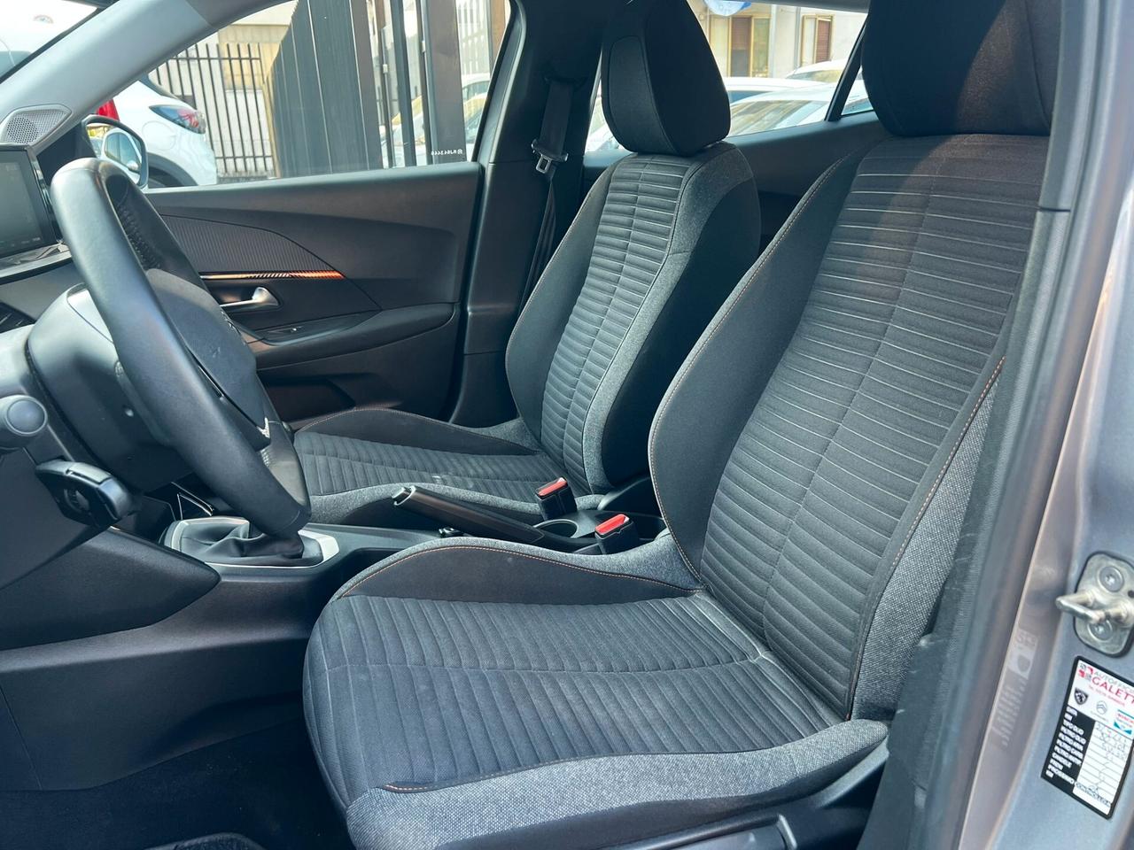 Peugeot 2008 Blue HDI 1.5 SRS Active