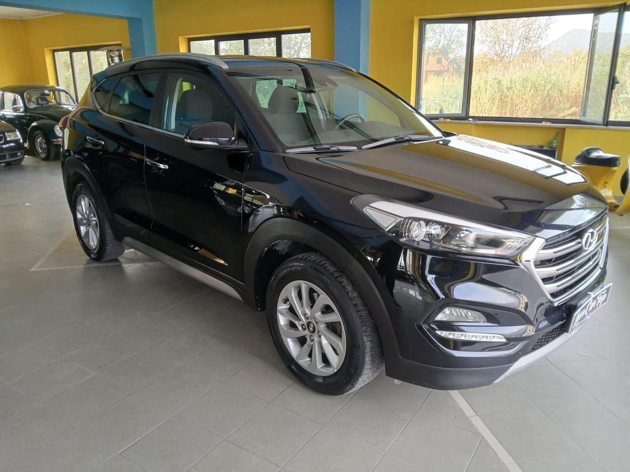 Hyundai Tucson 1.7 CRDi XPossible accetto permute e finanziamenti