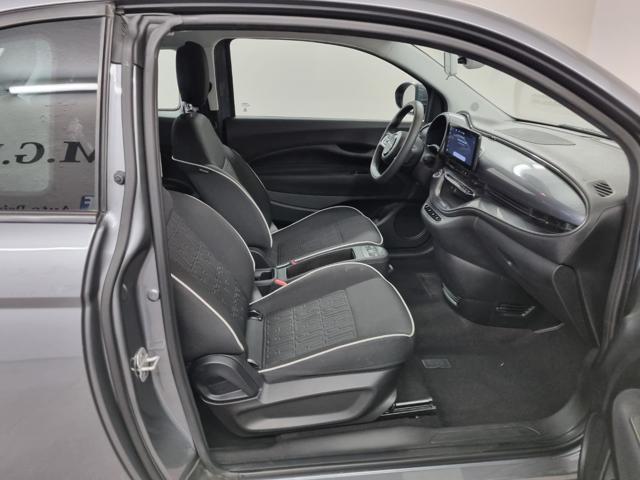 FIAT 500e 3+1 42 kWh La Prima