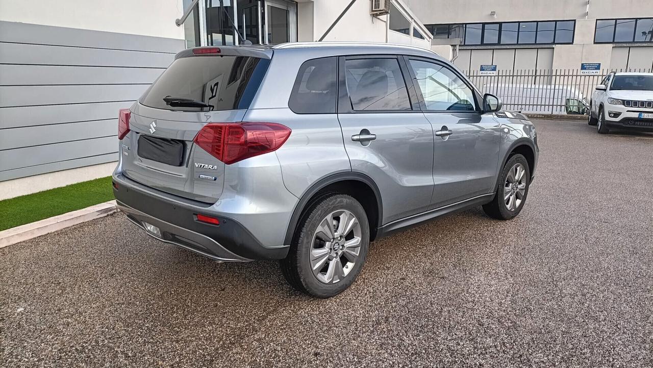 Suzuki Vitara 1.4 Hybrid Cool solo 21.000km