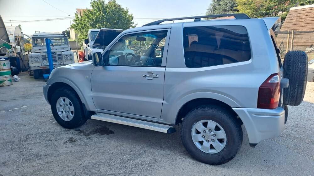 Mitsubishi Pajero 2.5 TDI 4x4 CORTO 2 differenziali bloccabili