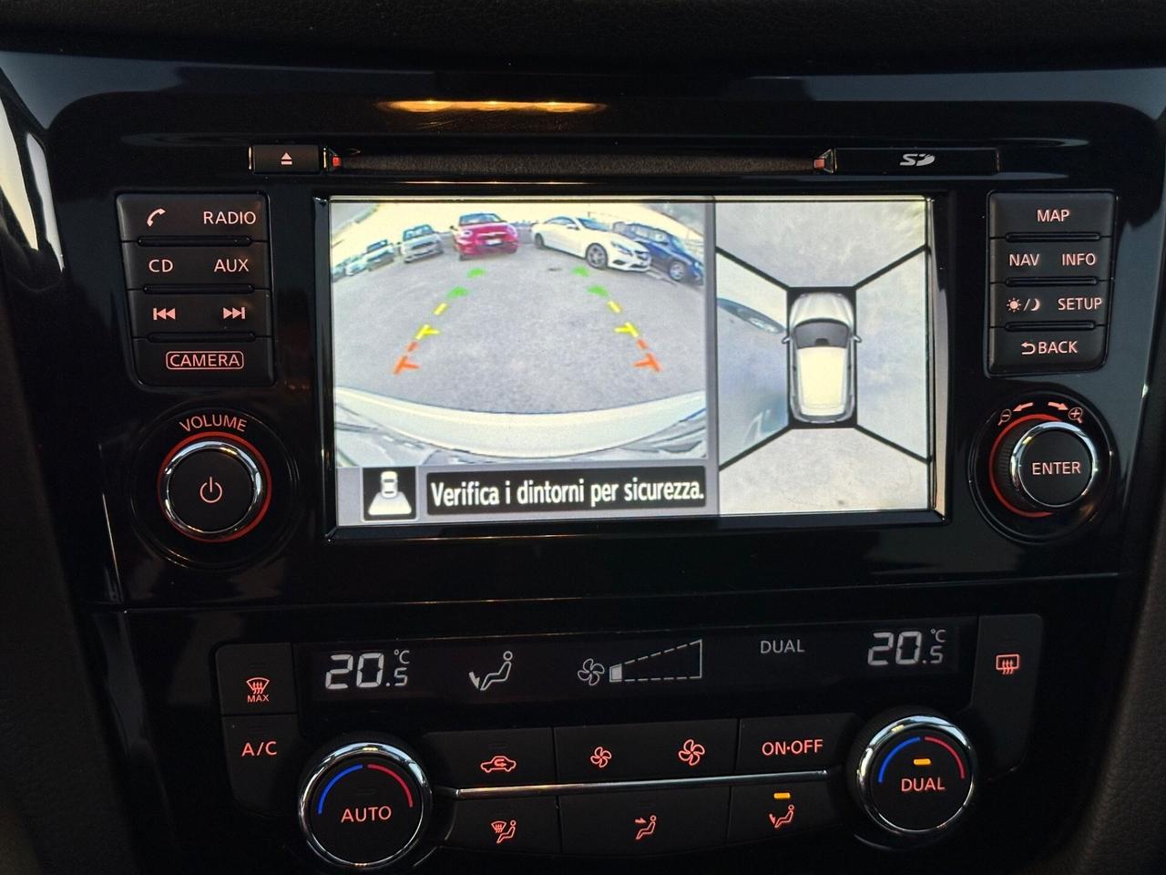 Nissan Qashqai 2014 1.5 dCi 110CV Tekna 360 TETTO