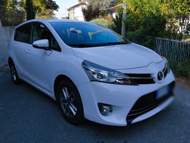 Toyota Verso 1.6 D-4D Style