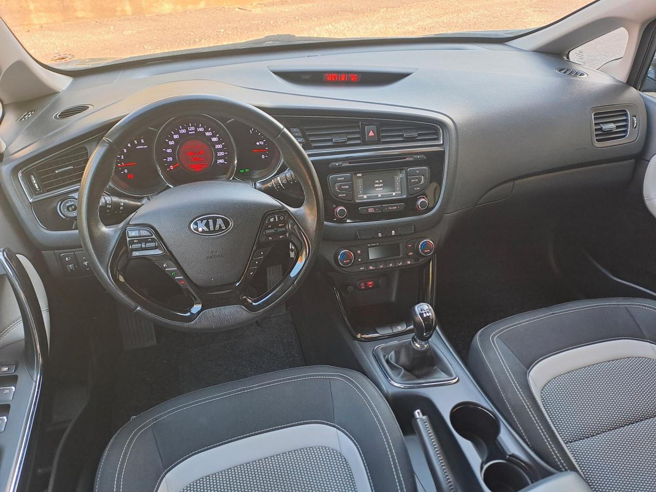 KIA CEED 1.6 CRDI DIESEL E6
