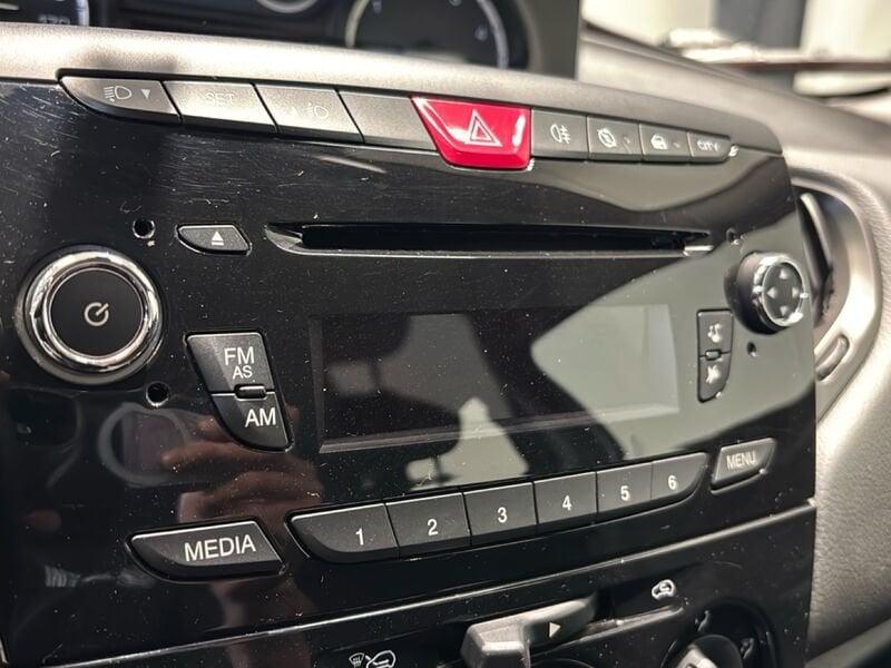 Lancia Ypsilon 1.3 MultiJet 95cv Silver