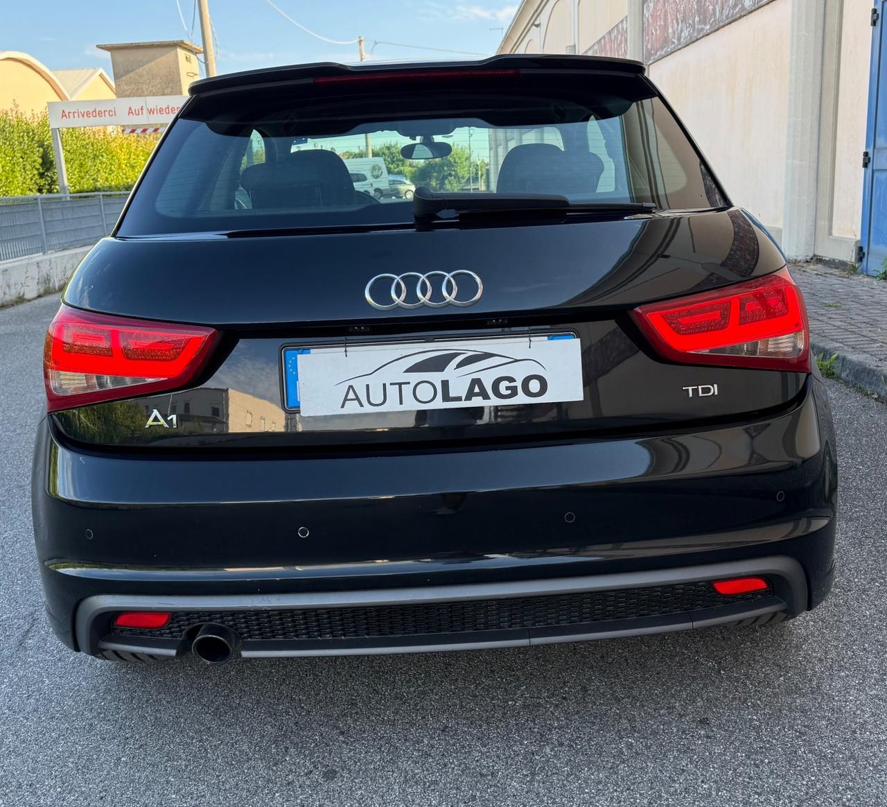 Audi A1 1.6 TDI S line edition