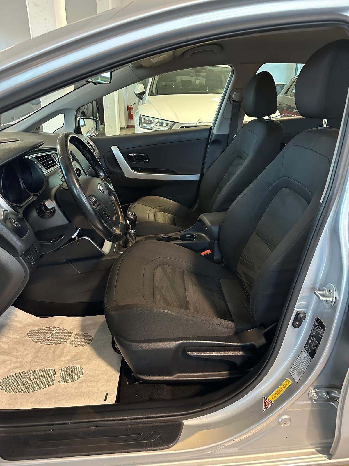 Kia Ceed cee'd 1.4 CRDi 5 porte Cool