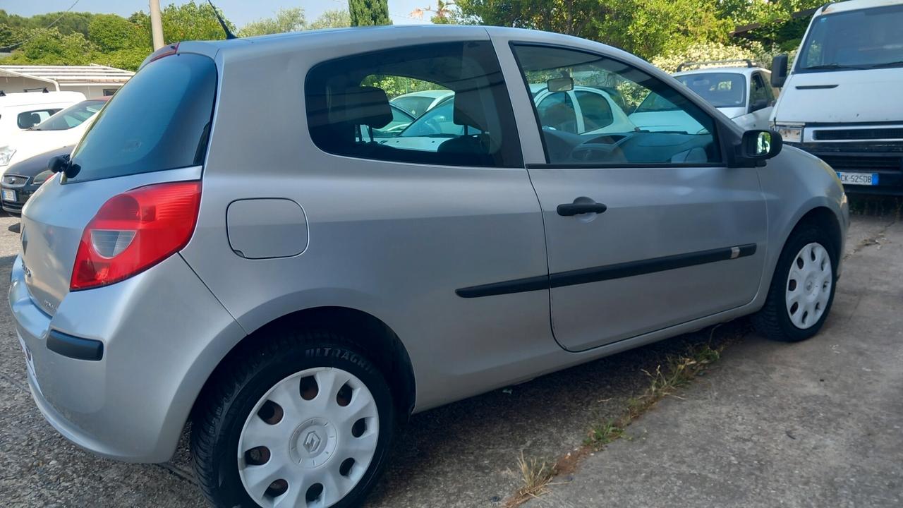 Renault Clio Storia 1.2 3 porte Dynamique