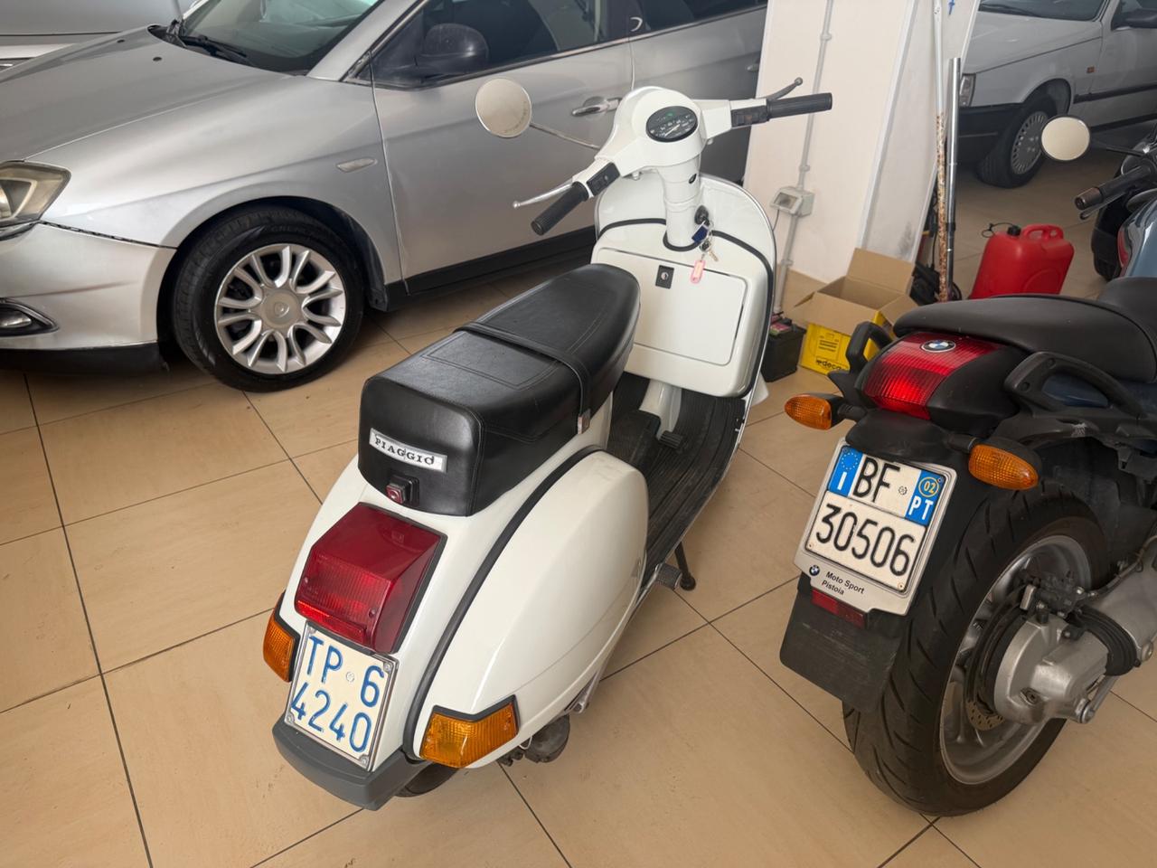 Piaggio Vespa 125 PX