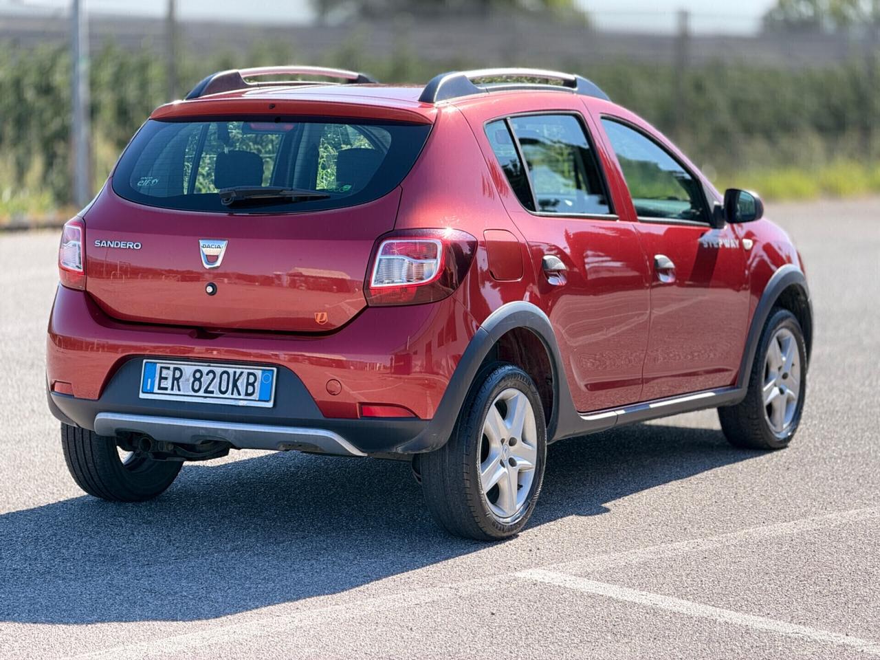 Dacia Sandero Stepway 2013 benz