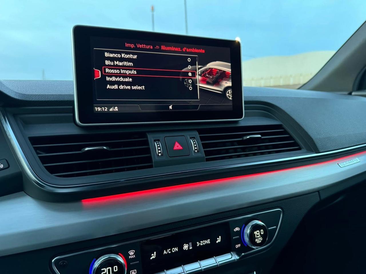 AUDI Q5 2.0 Quattro S-LINE-Virtual Luci Ambient 19