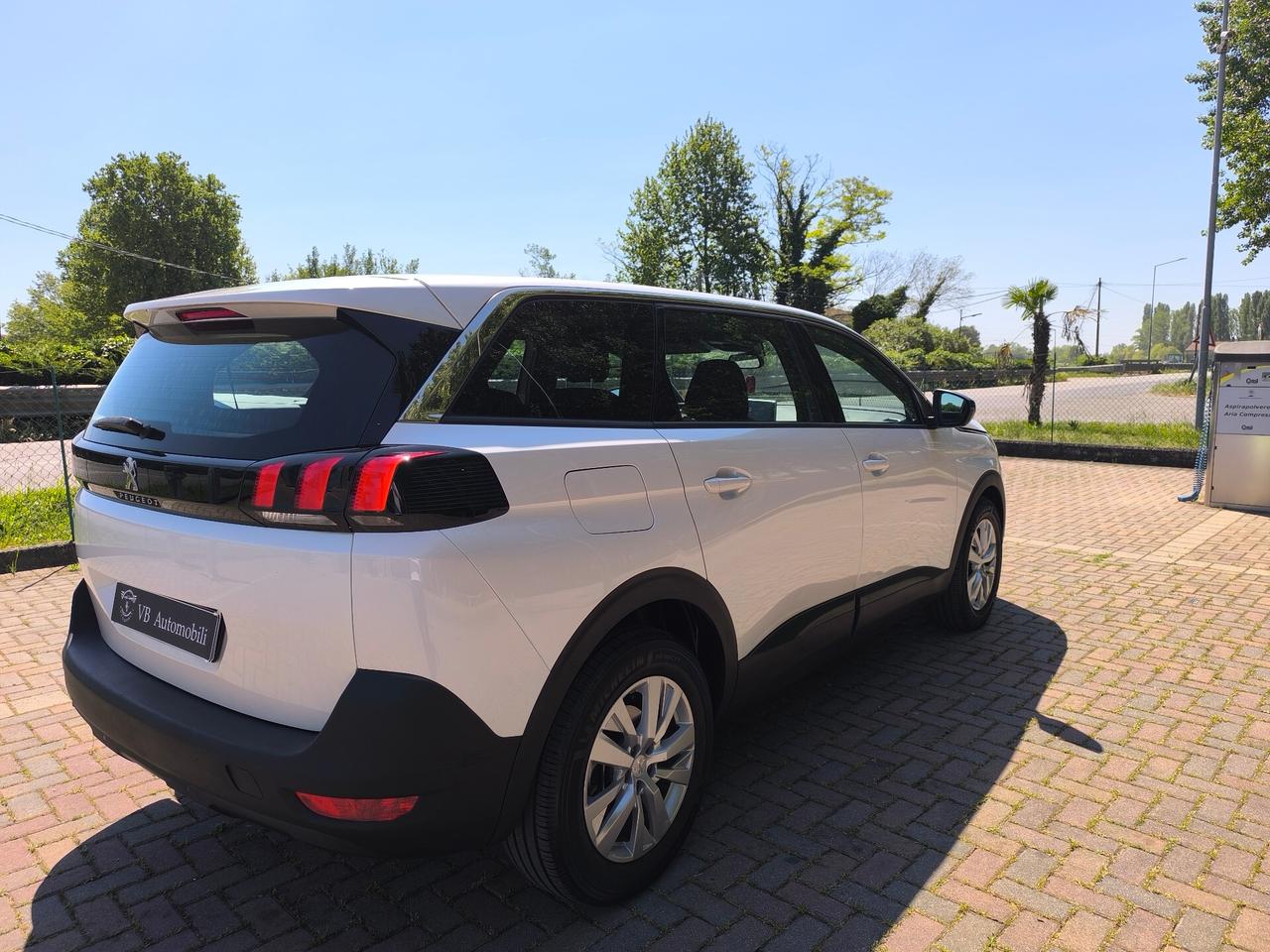 Peugeot 5008 BlueHDi 130 S&S EAT8 Active Pack