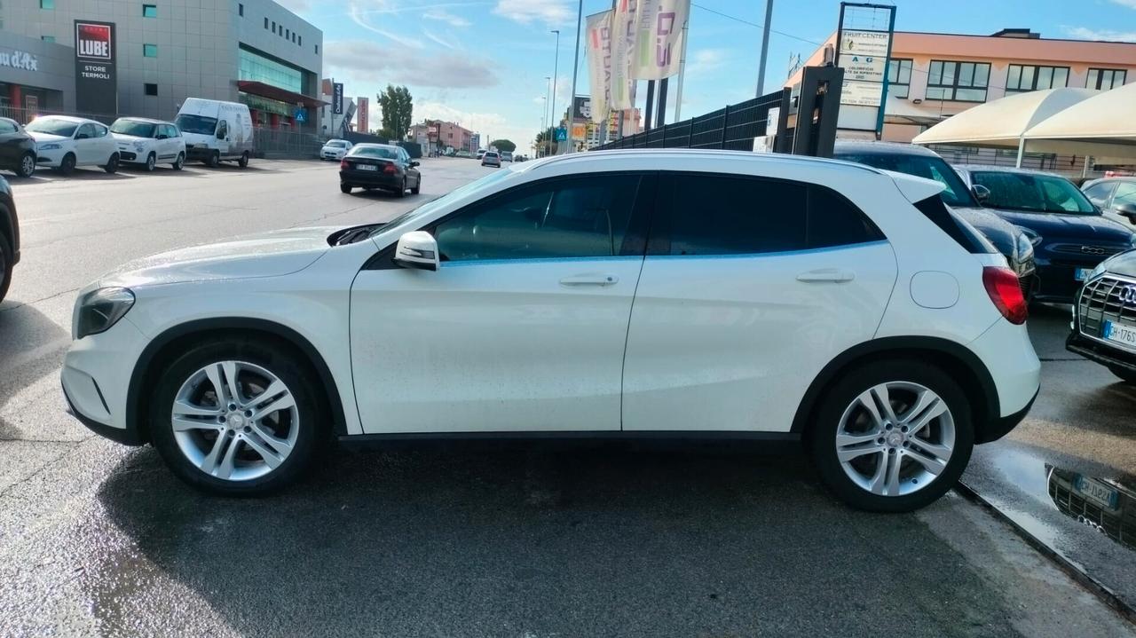 Mercedes-benz GLA 200 CDI Automatic 4Matic Premium