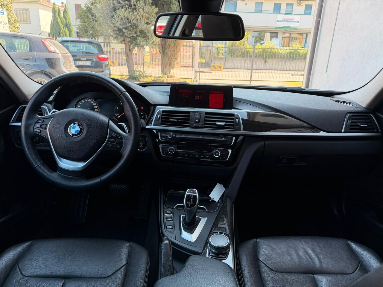 Bmw 320 320d Touring Luxury auto