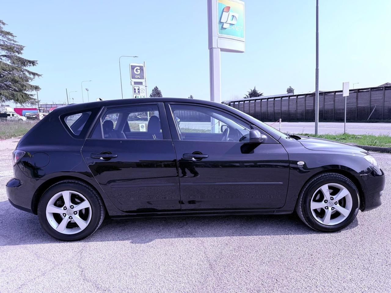 Mazda 3 Mazda3 1.6 TD 16V Ok neopatentati