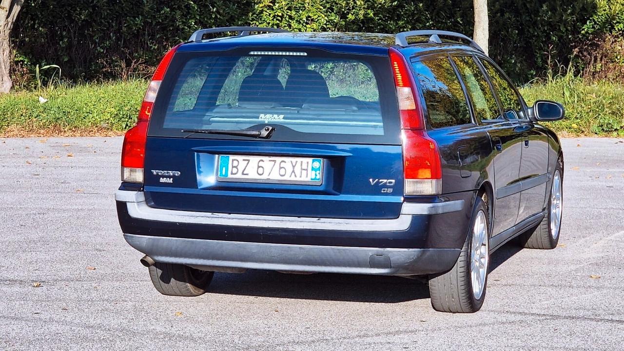 Volvo V70/XC70 V70 2.4 D5 20V cat