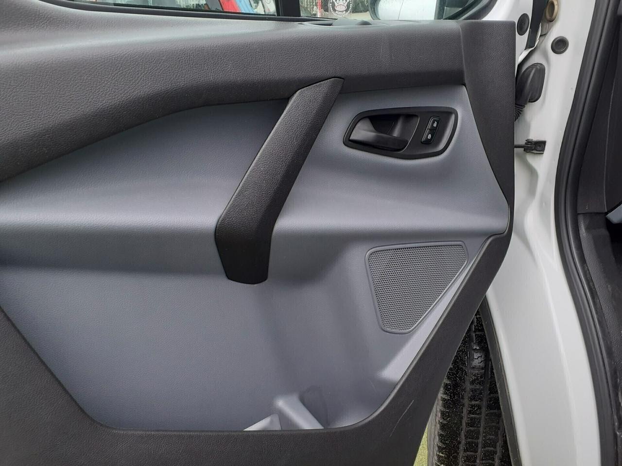 Ford Transit Courier 1.5 TDCi 75CV Van Entry