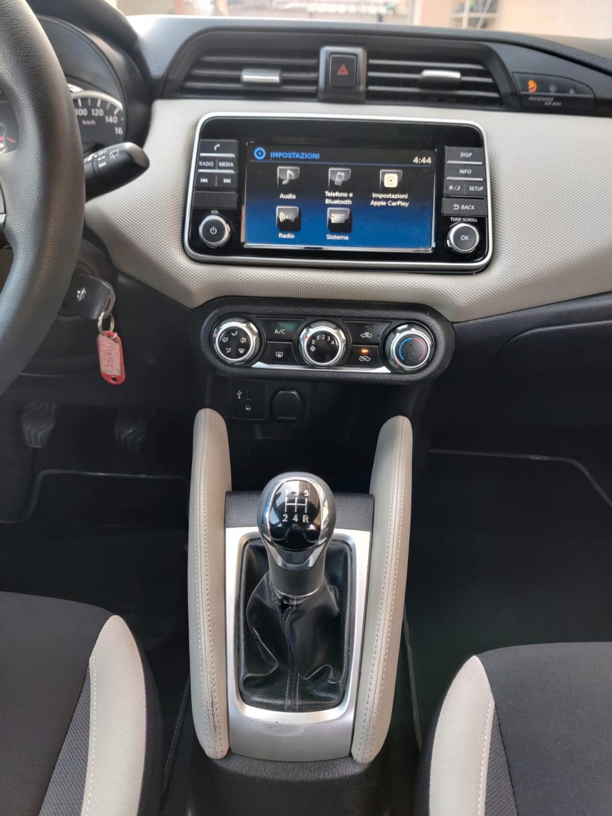 Nissan Micra 1.0 Benzina