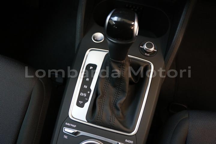 Audi Q2 30 2.0 tdi Admired Advanced s-tronic