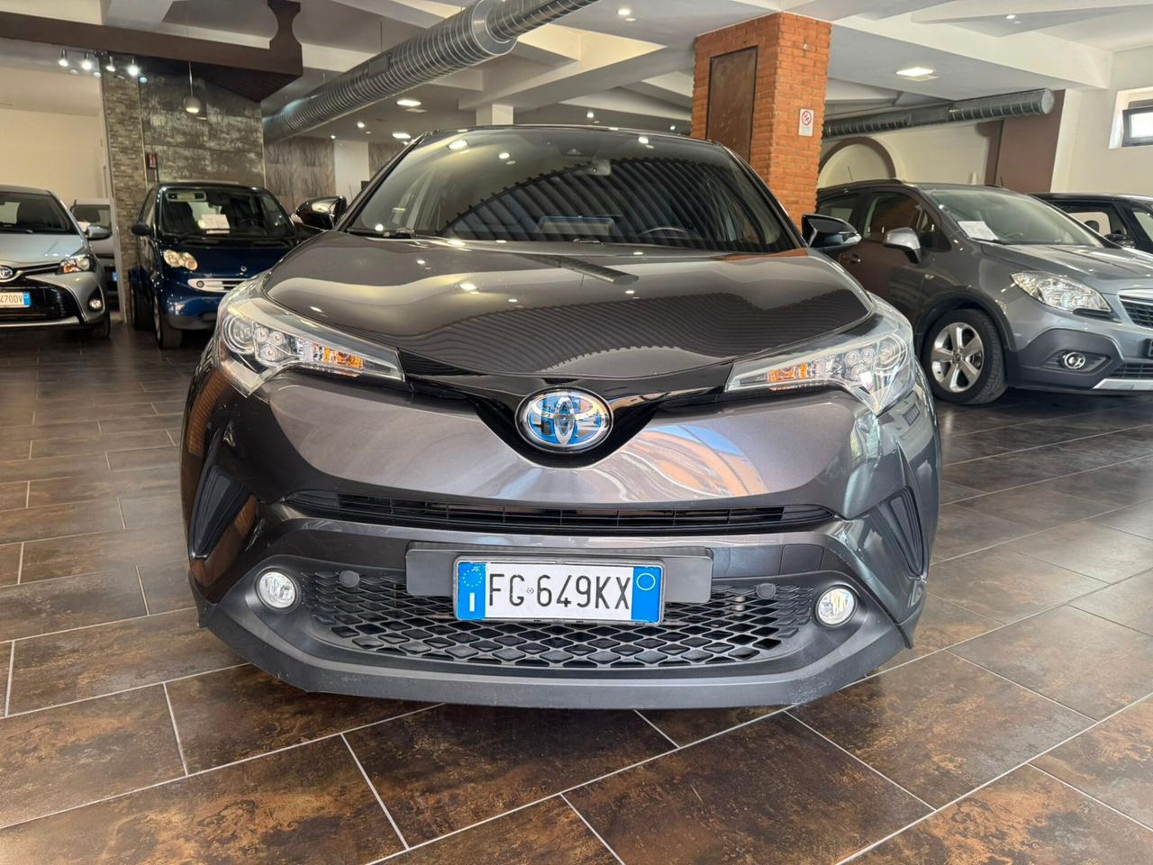 Toyota C-HR 1.8 Hybrid E-CVT Style