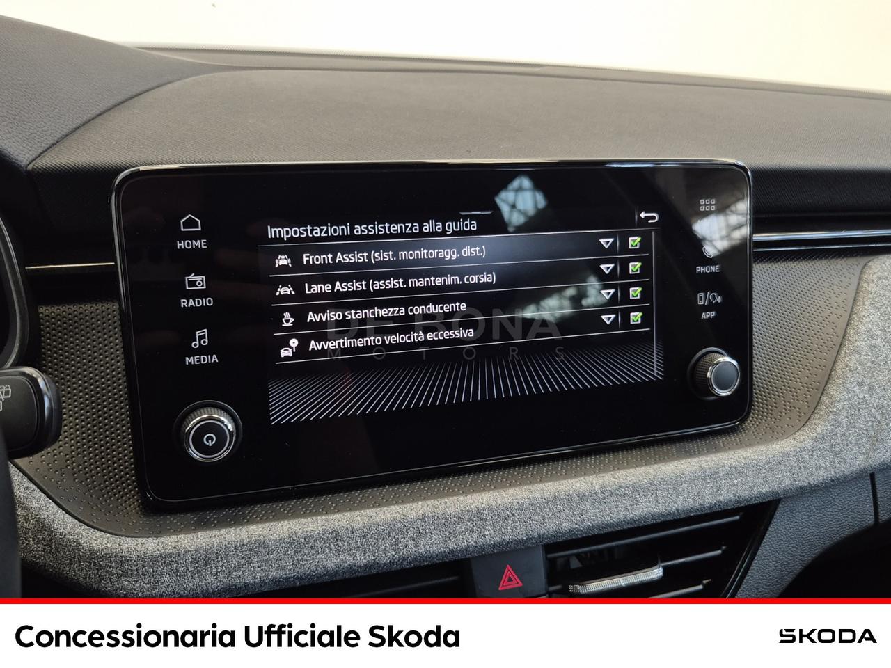 Skoda Kamiq 1.0 tsi black dots 115cv dsg