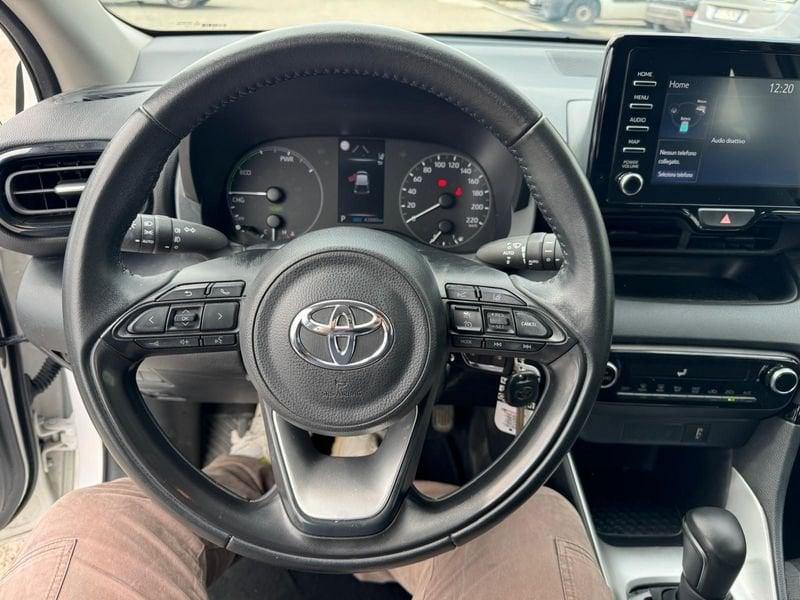 Toyota Yaris Hybrid Active MY22