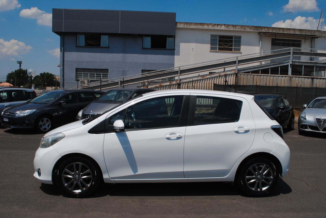 TOYOTA YARIS 1.0 69 CV OK NEOPATENTATI
