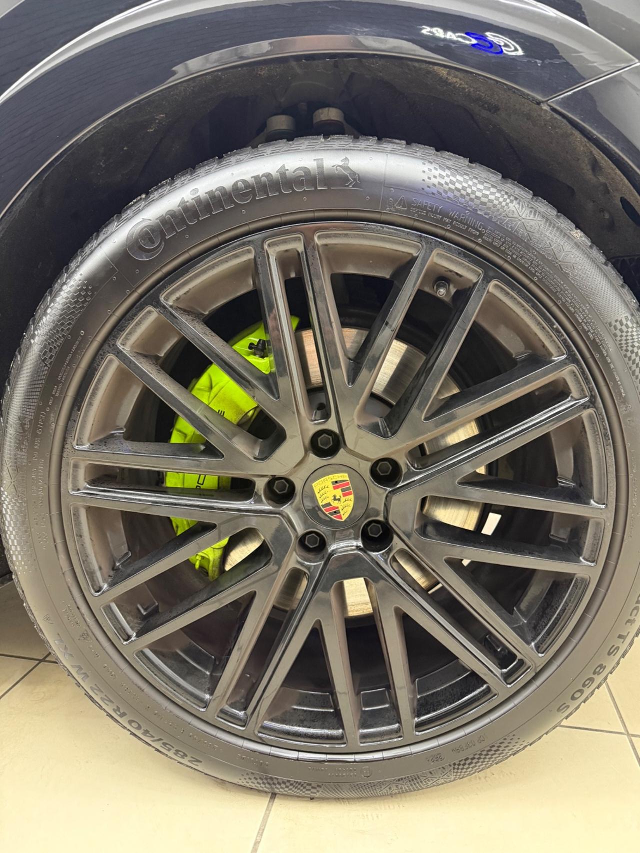 Porsche Cayenne Coupé 3.0 V6 E-Hybrid ITA STRAFULL