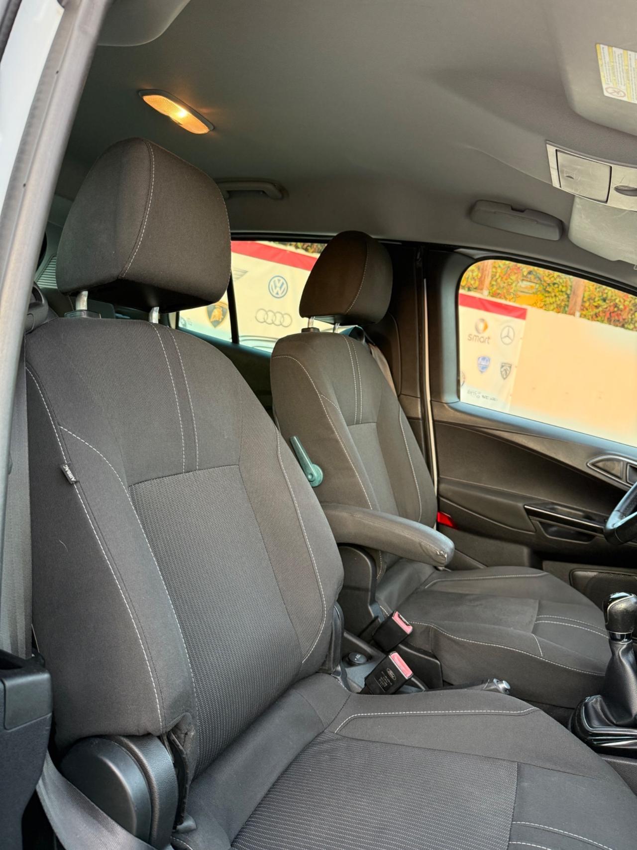 Ford B-Max 1.5 TDCi 75 CV Titanium