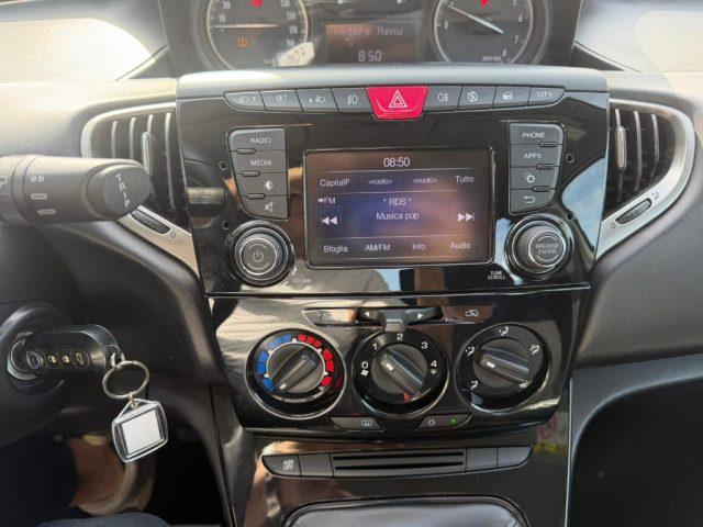 LANCIA Ypsilon 1.0 FireFly 5 porte S&S Hybrid Ecochic Gold