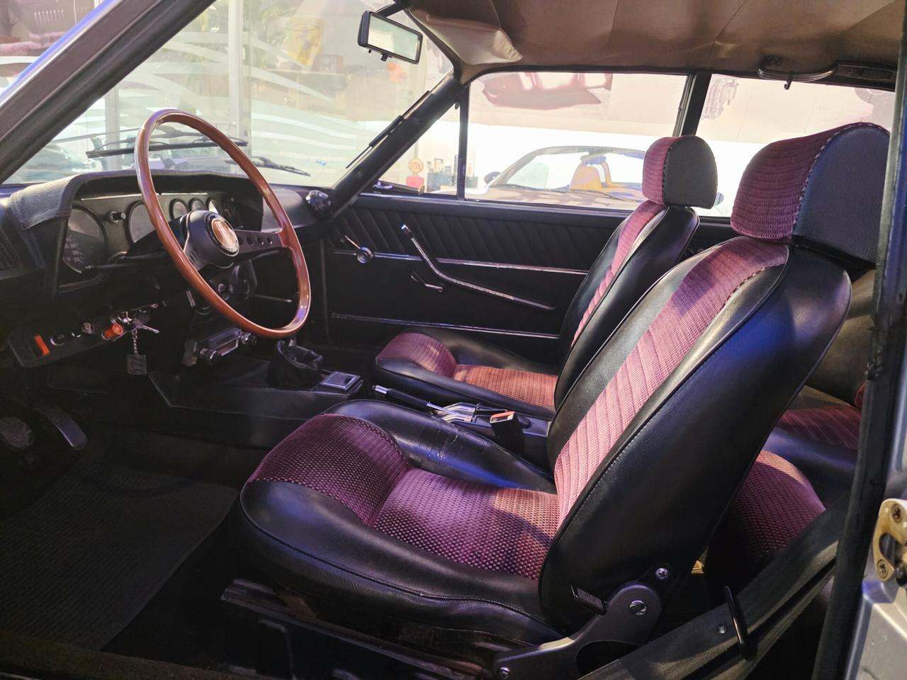 Fiat 124 Coupe coupe' 1.6 cc Targhe originali