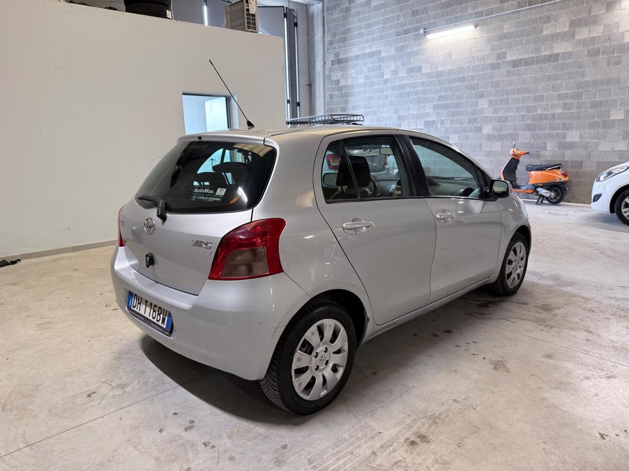 Toyota Yaris 1.3 5 porte