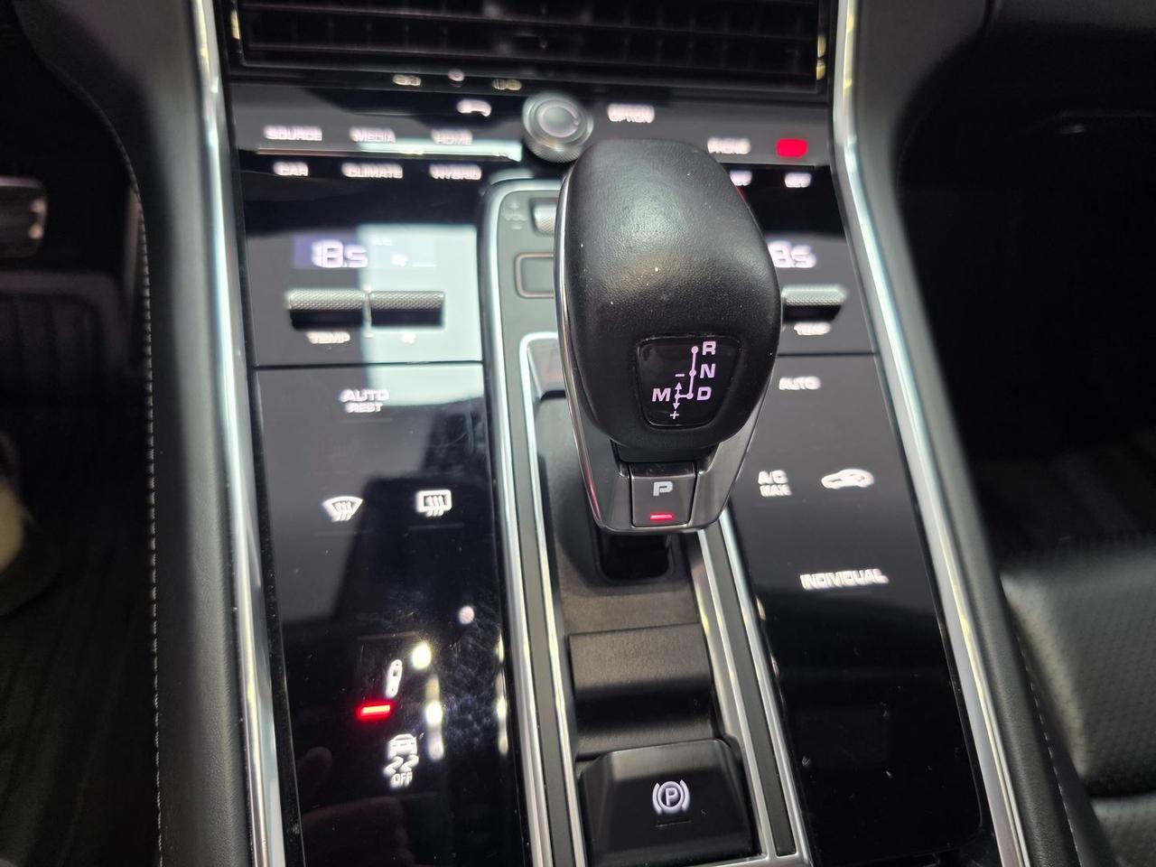 Porsche Panamera 2.9 4 E-Hybrid PHEV 10 Year #6676