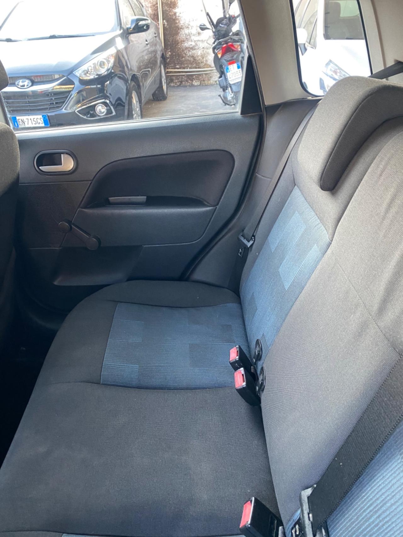 Ford Fiesta 1.4 TDCi 2006 TAGLIANDATA