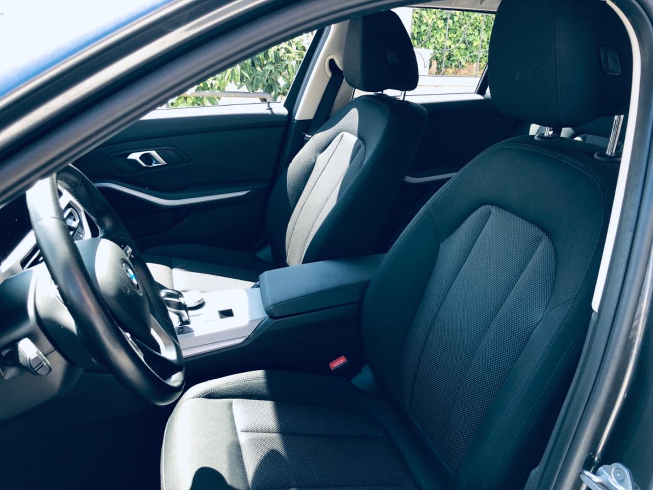 Bmw 318 d hybrid 48V Touring Lounge Business