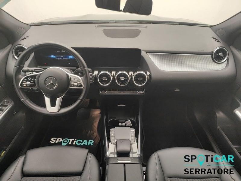 Mercedes-Benz GLA - H247 180 Sport Plus auto