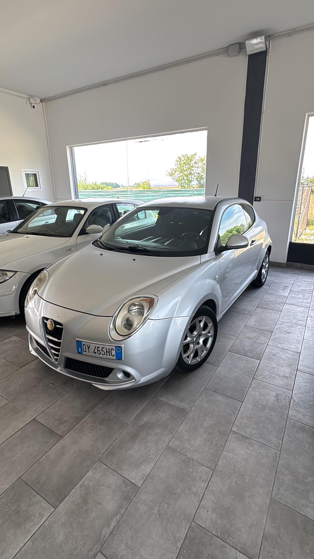 Alfa Romeo MiTo 1.6 JTDm 16V Distinctive Sport Pack